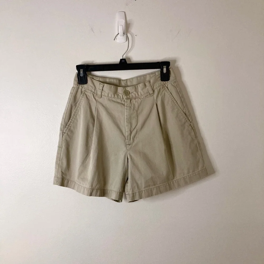 Vintage 2001 Old Navy Pleated High Waisted Khaki Shorts 4 Tan Y2K 100% Cotton